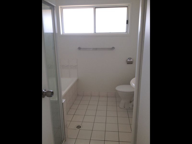 29 Lewis Place, Calamvale QLD 4116