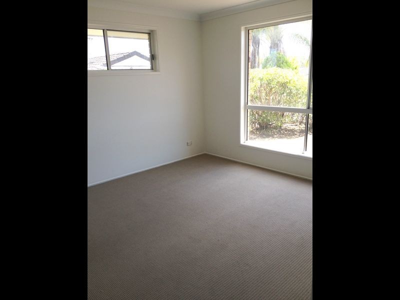 29 Lewis Place, Calamvale QLD 4116