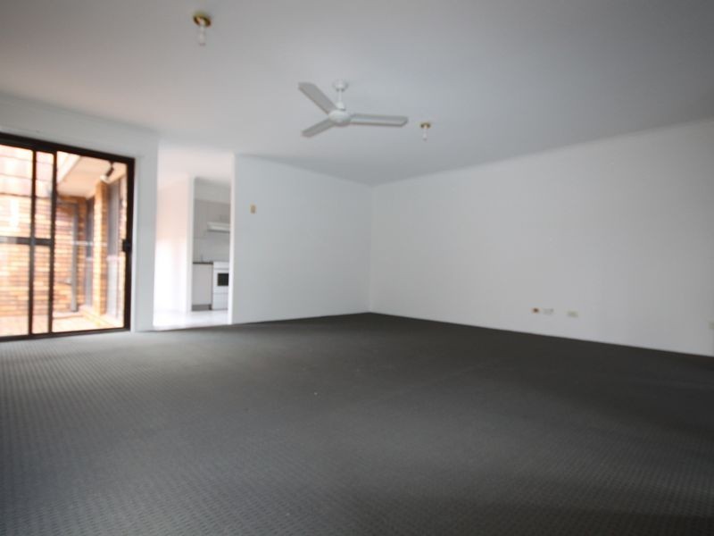 4/37 Hillardt Street, Robertson QLD 4109