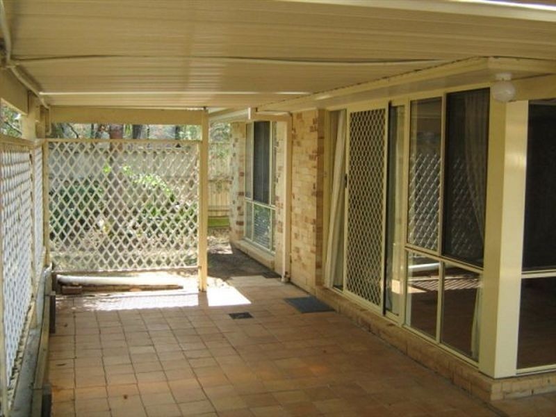 15 Paddington Crescent, Stretton QLD 4116