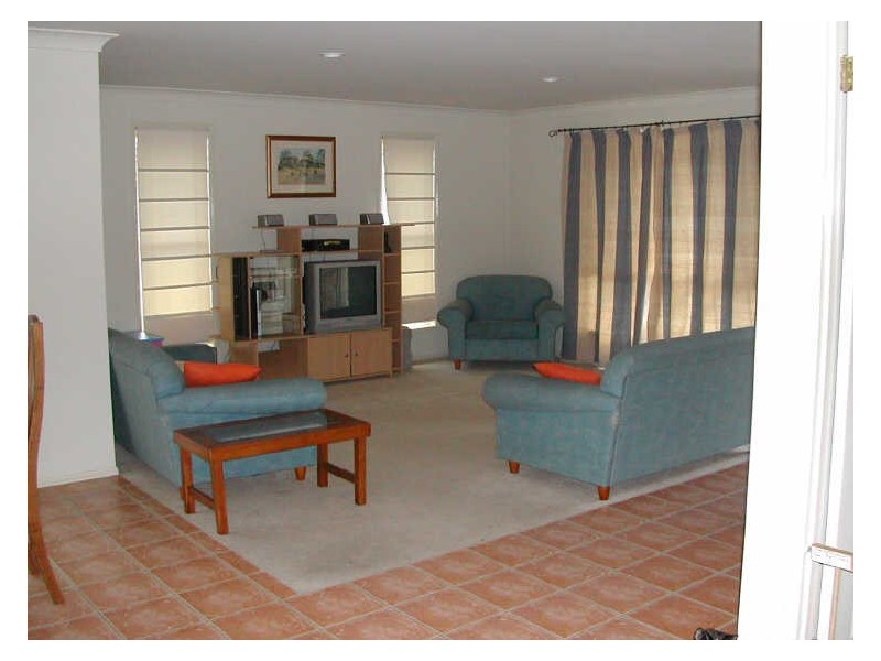 10 Borage Place, Calamvale QLD 4116