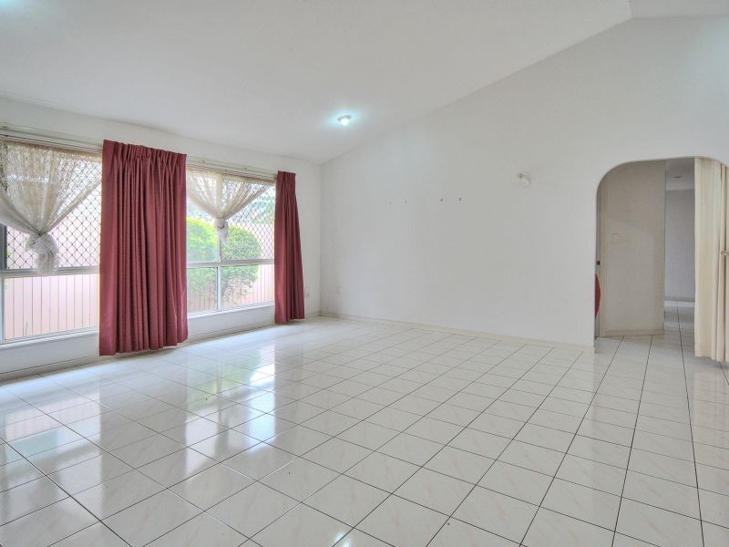 28 Eastcourt Lane, Sunnybank Hills QLD 4109