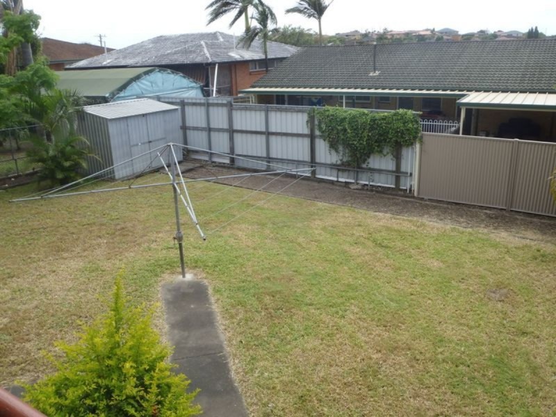 202 Newnham Road, Mansfield QLD 4122