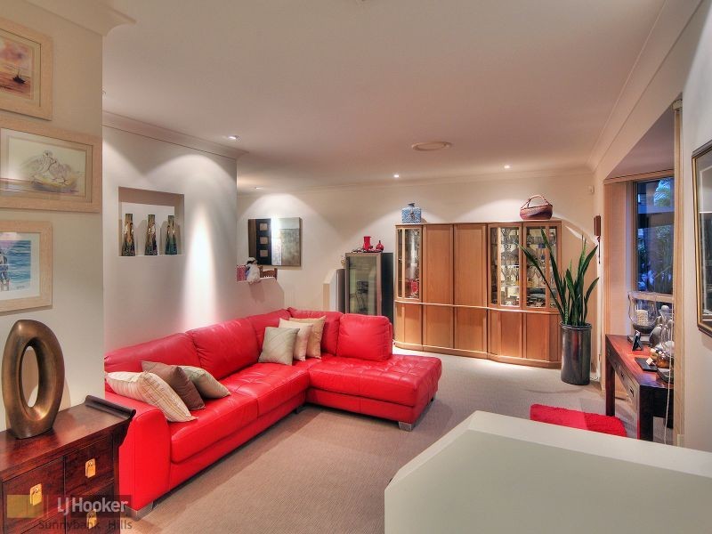 11 Casuarina Crescent, Calamvale QLD 4116