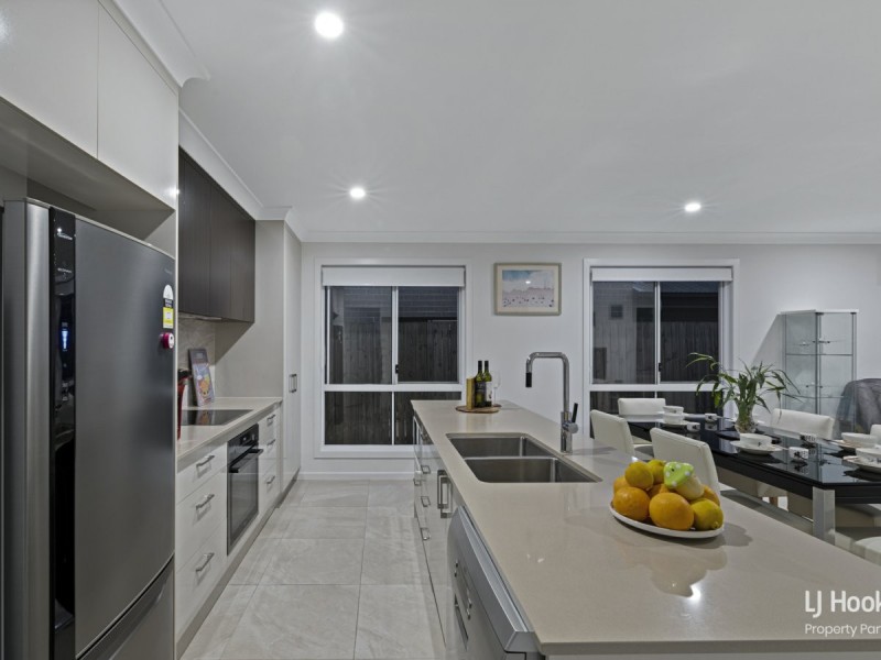 7 Harmony Street, Calamvale QLD 4116