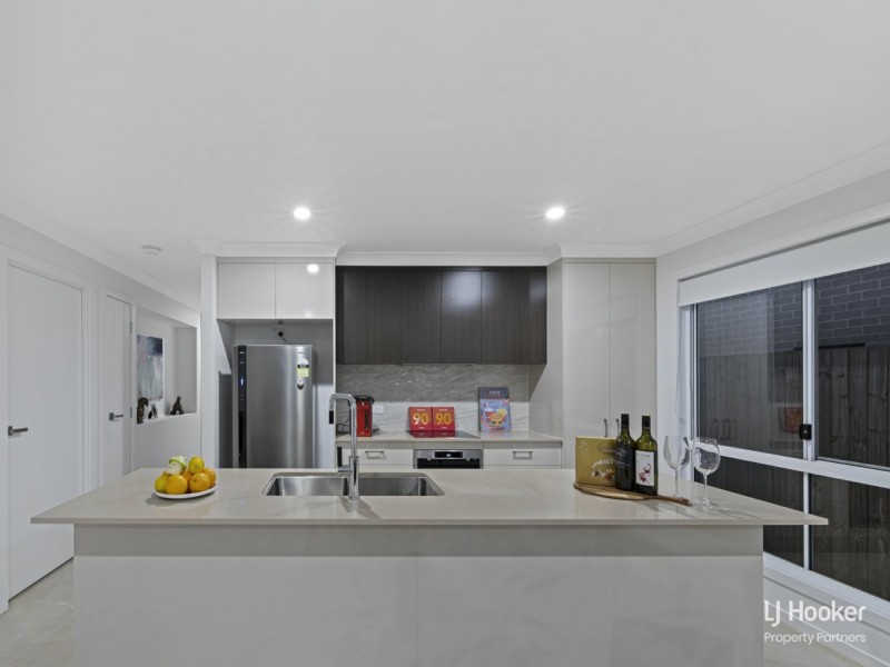 7 Harmony Street, Calamvale QLD 4116