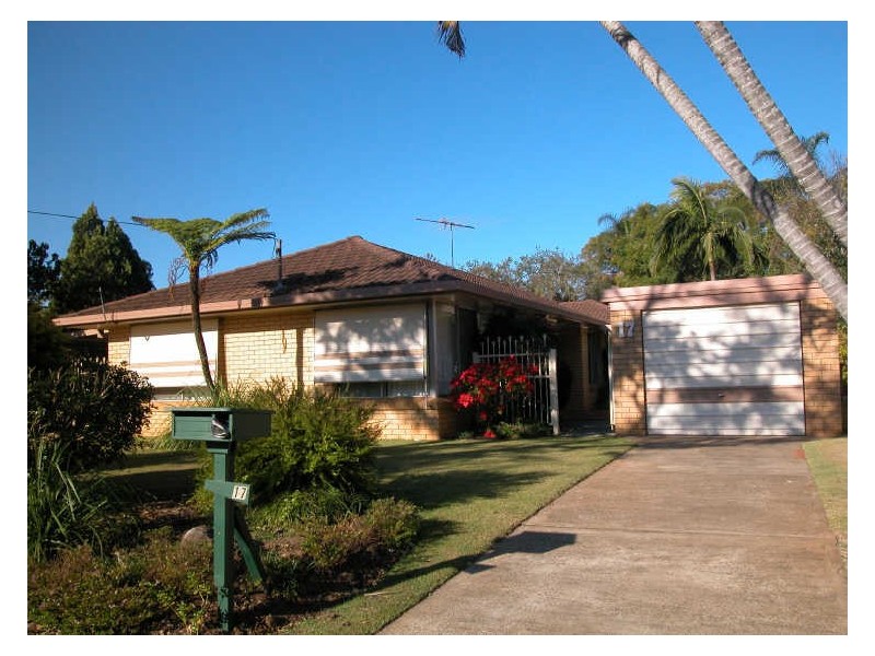 17 Chadford Street, Macgregor QLD 4109