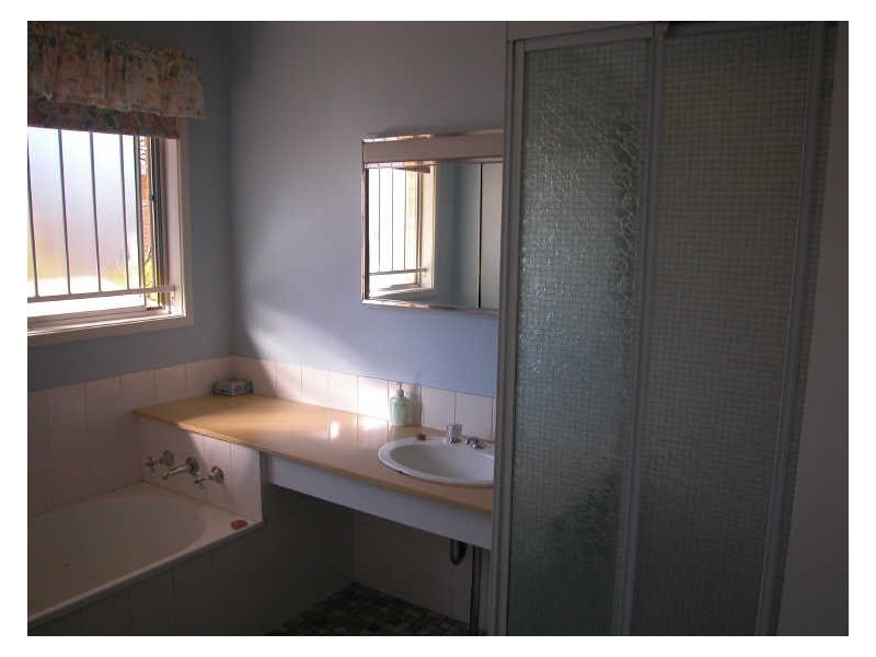 17 Chadford Street, Macgregor QLD 4109