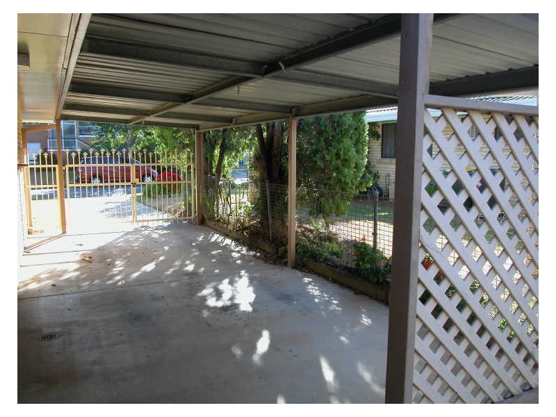 17 Chadford Street, Macgregor QLD 4109