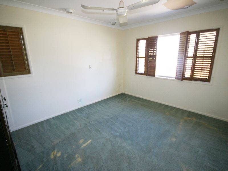 2 Simon Street, Underwood QLD 4119