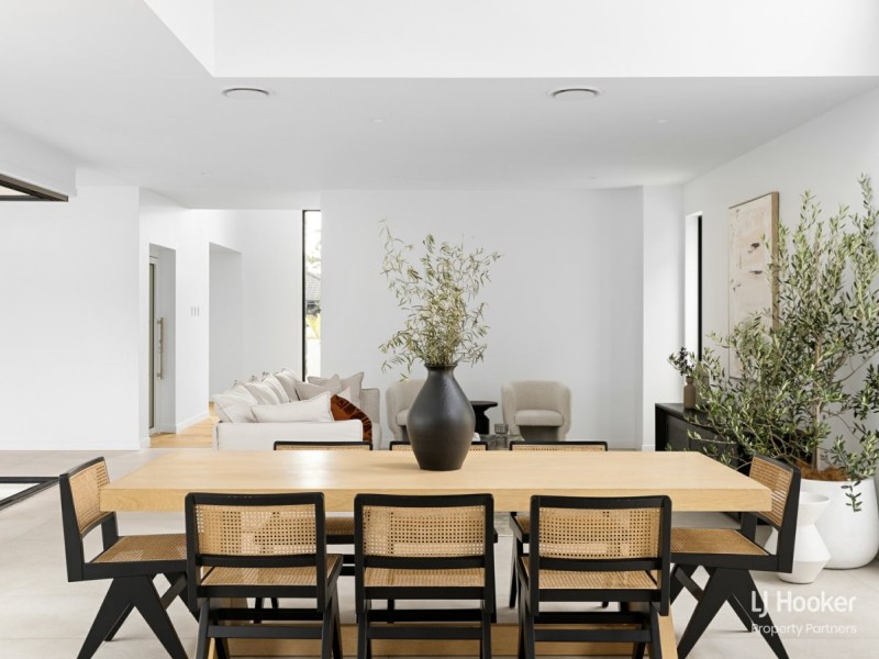 3 Goold Close, Robertson QLD 4109