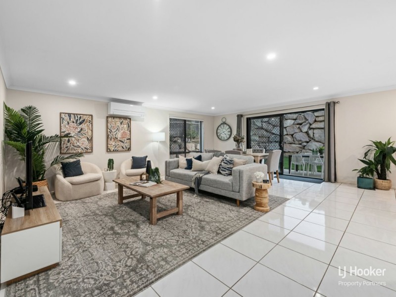 4 Martin Place, Runcorn QLD 4113