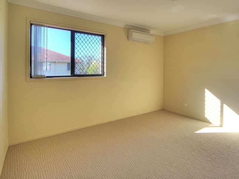 20 Coneybeer Place, Eight Mile Plains QLD 4113