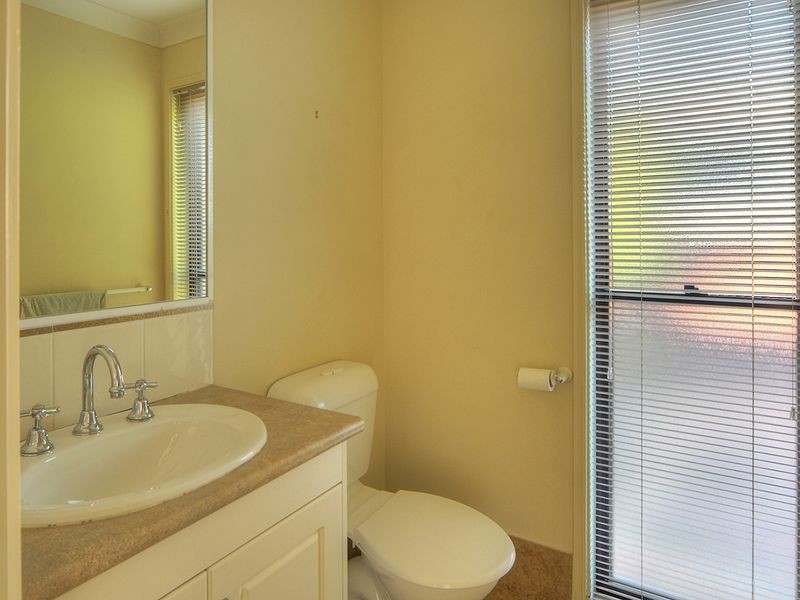 20 Coneybeer Place, Eight Mile Plains QLD 4113