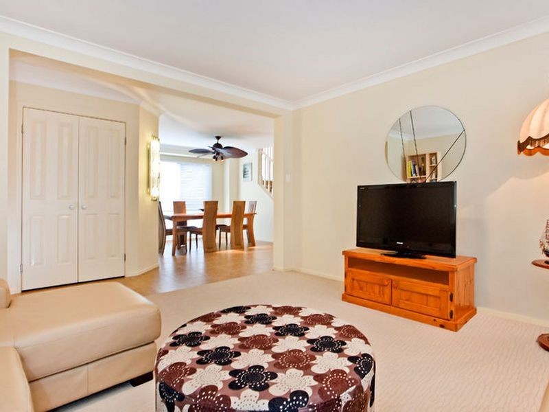 20 Coneybeer Place, Eight Mile Plains QLD 4113