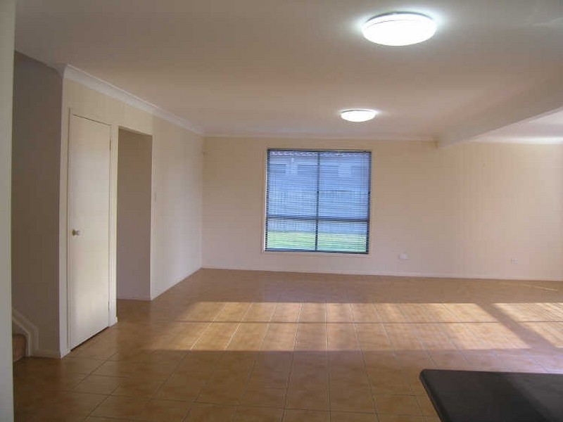 18 Lema Circuit, Kuraby QLD 4112