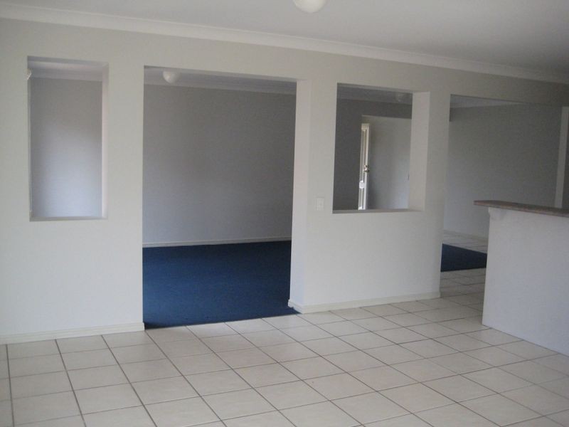 19/15 Parnassus Street, Robertson QLD 4109