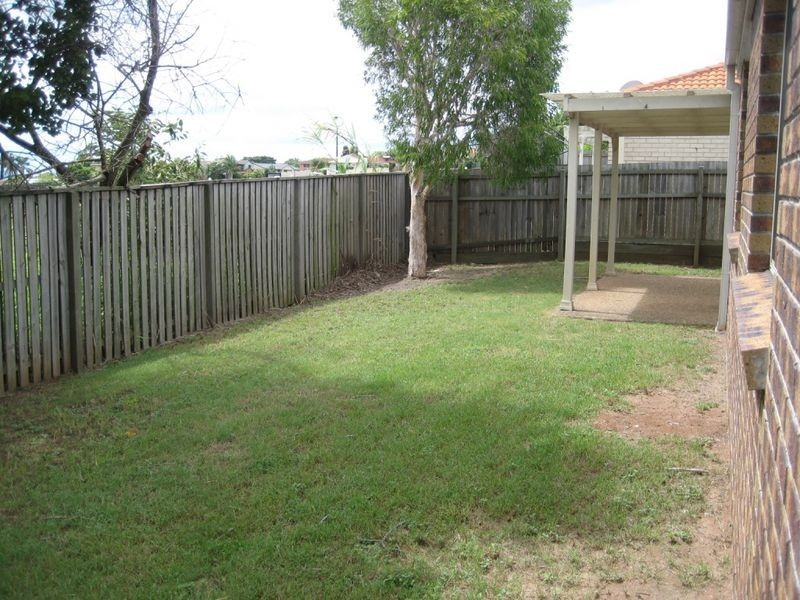 19/15 Parnassus Street, Robertson QLD 4109