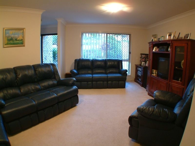 9 Toorak Place, Runcorn QLD 4113