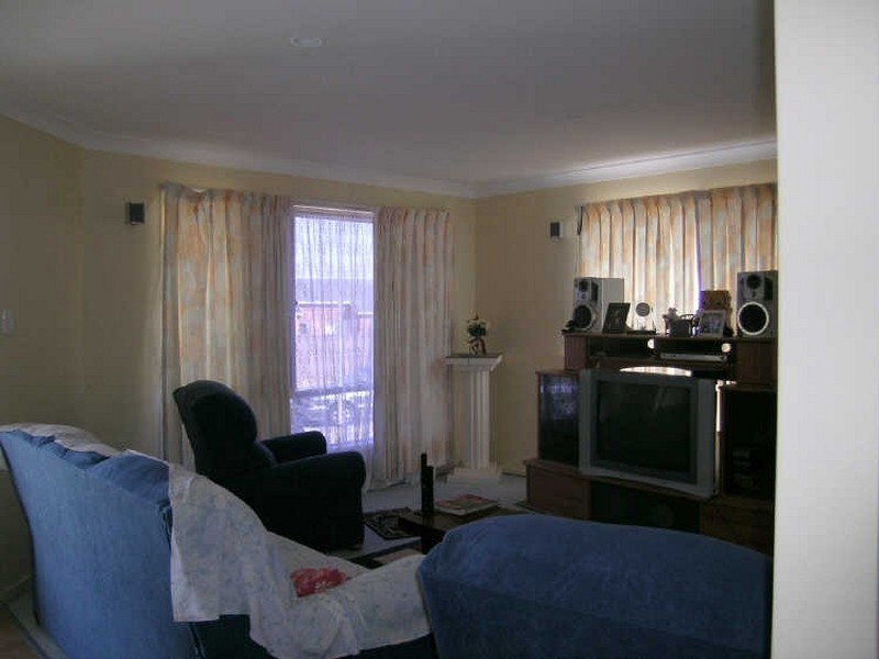 4 Hedera Street, Regents Park QLD 4118