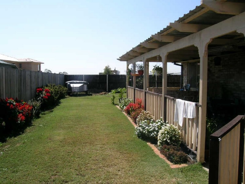 4 Hedera Street, Regents Park QLD 4118