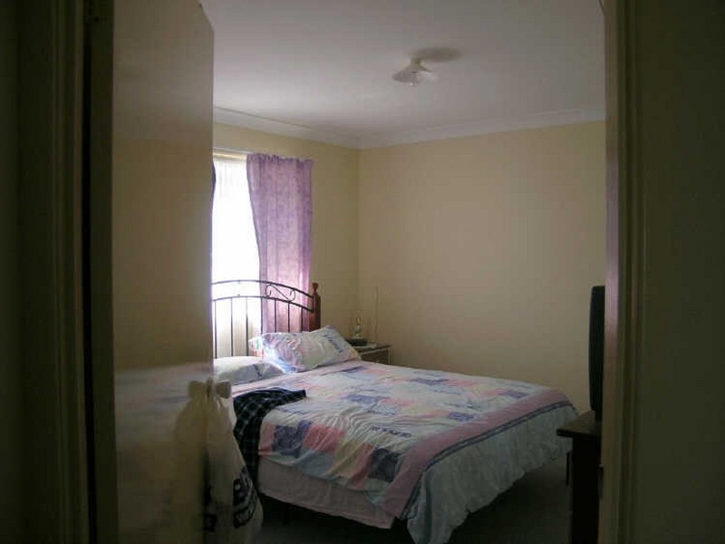 4 Hedera Street, Regents Park QLD 4118