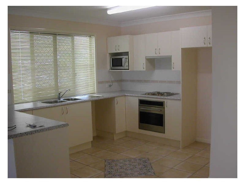 12 Mayfair Place, Stretton QLD 4116