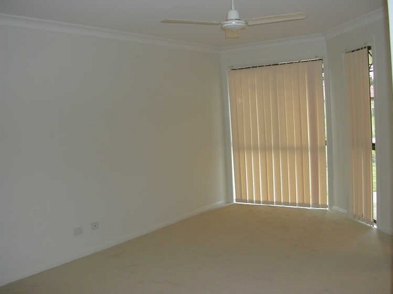 16 Tuckeroo Place, Sunnybank Hills QLD 4109