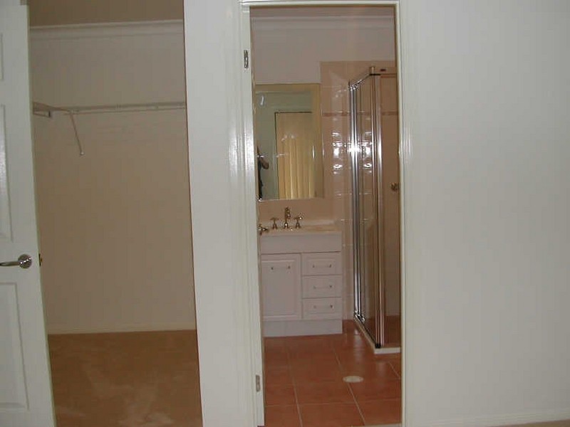 16 Tuckeroo Place, Sunnybank Hills QLD 4109