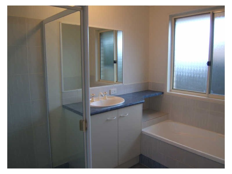 10 Warrigal Court, Doolandella QLD 4077