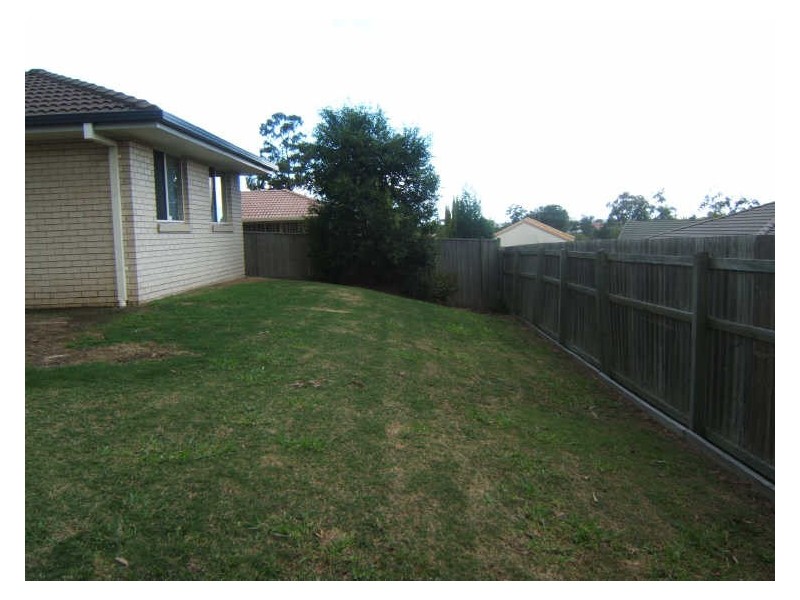 10 Warrigal Court, Doolandella QLD 4077