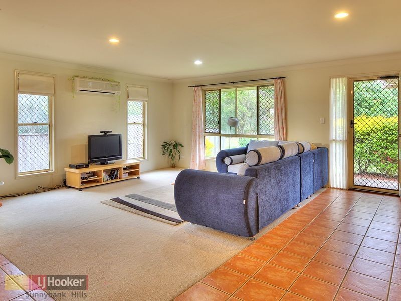 10 Borage Place, Calamvale QLD 4116