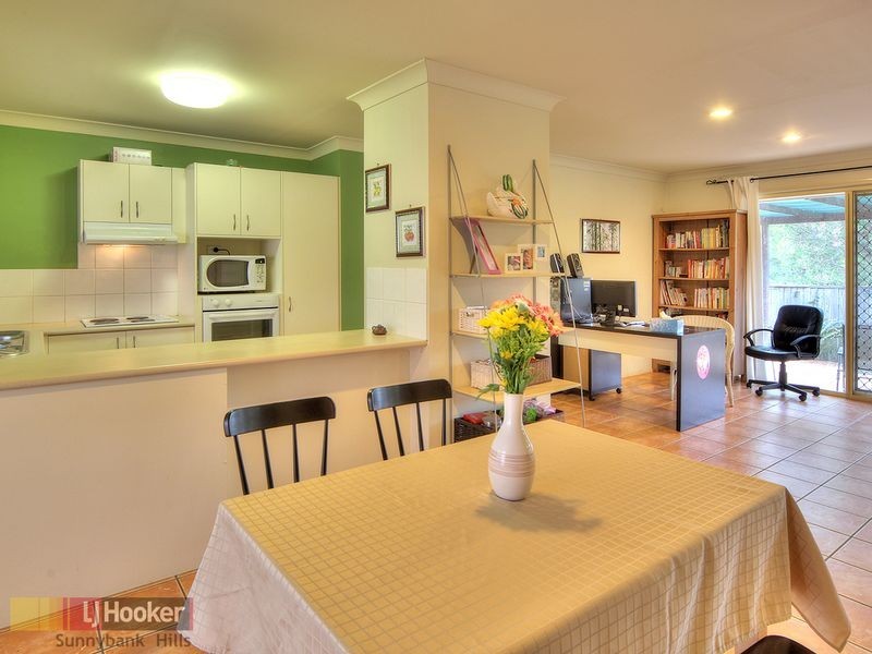 10 Borage Place, Calamvale QLD 4116