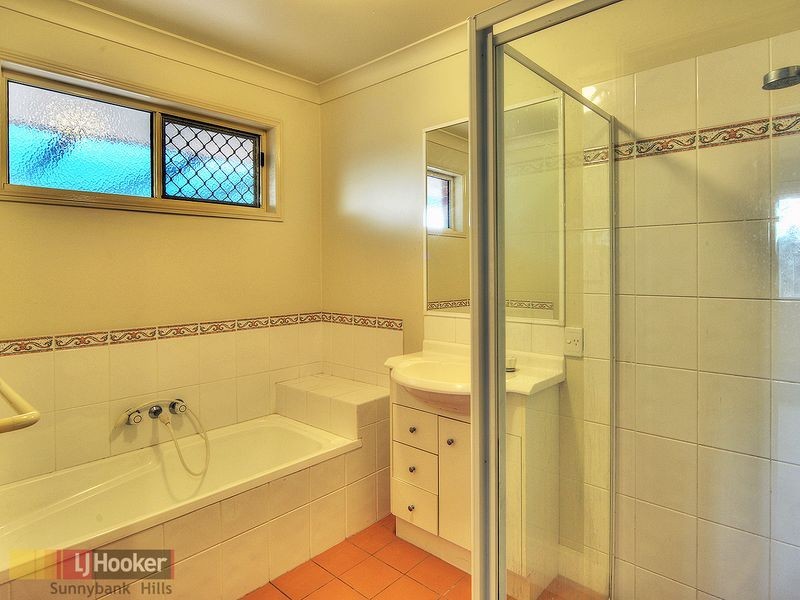 10 Borage Place, Calamvale QLD 4116