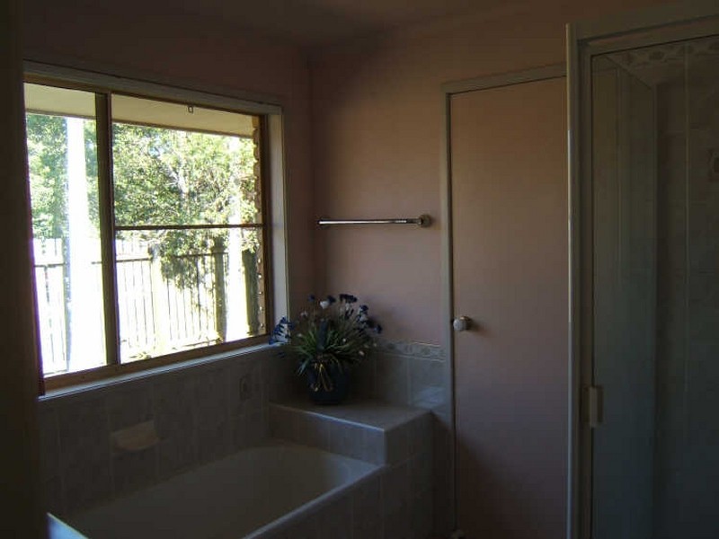 10 Cactus Street, Eight Mile Plains QLD 4113