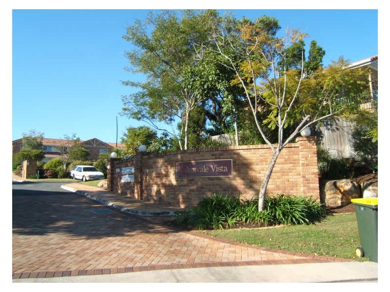 12/18 Swan Lake Crescent, Calamvale QLD 4116
