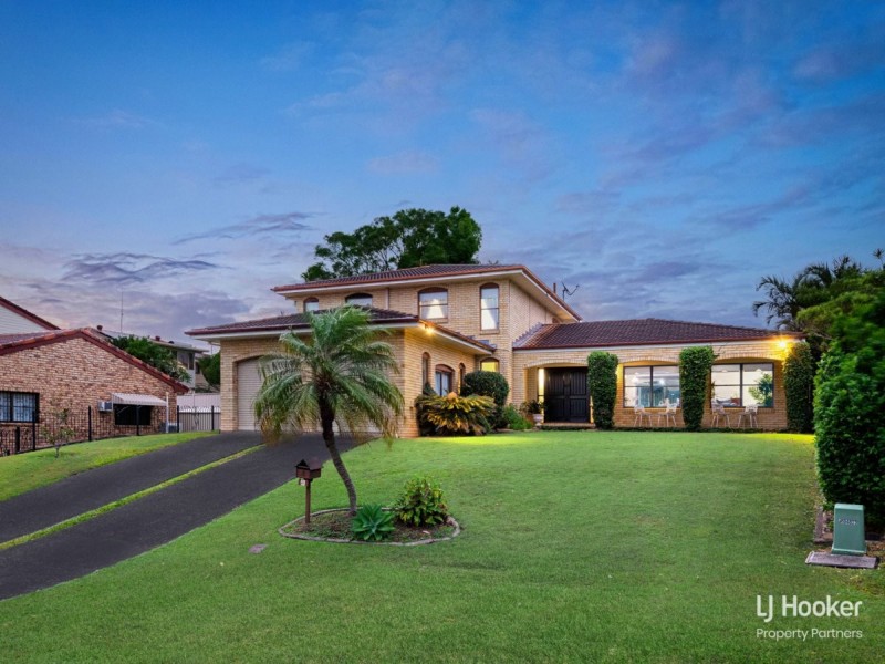 4 Bridle Street, Mansfield QLD 4122