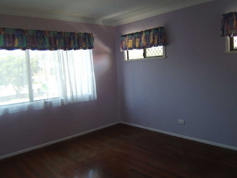 21 Springfield Street, Macgregor QLD 4109