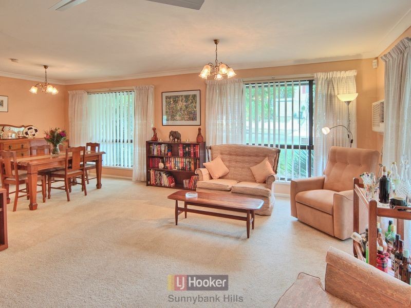 21 Trood Street, Macgregor QLD 4109