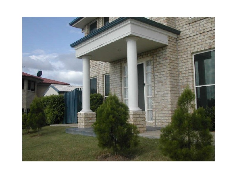 8 Bhowani Place, Kuraby QLD 4112