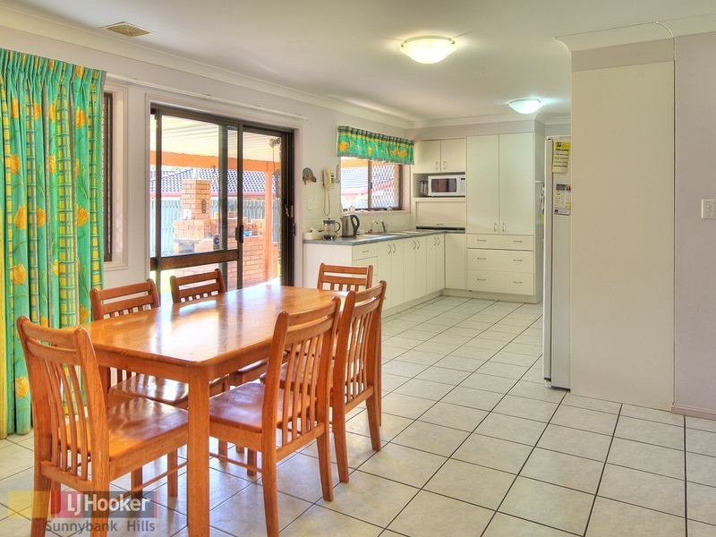 3 Eisenhower Street, Stretton QLD 4116