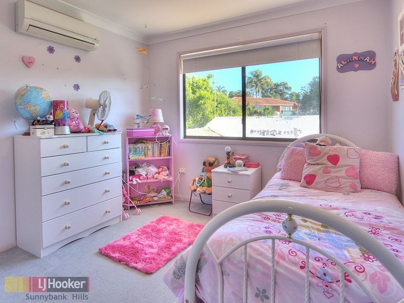 3 Eisenhower Street, Stretton QLD 4116