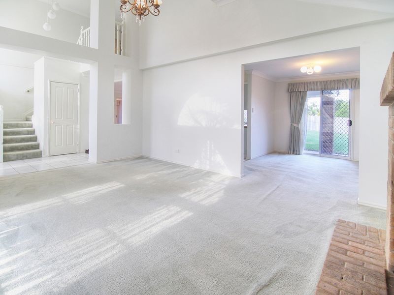 4 Azalea Crescent, Calamvale QLD 4116