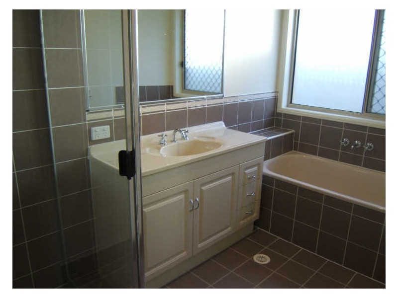 49 Caribbea Street, Kuraby QLD 4112