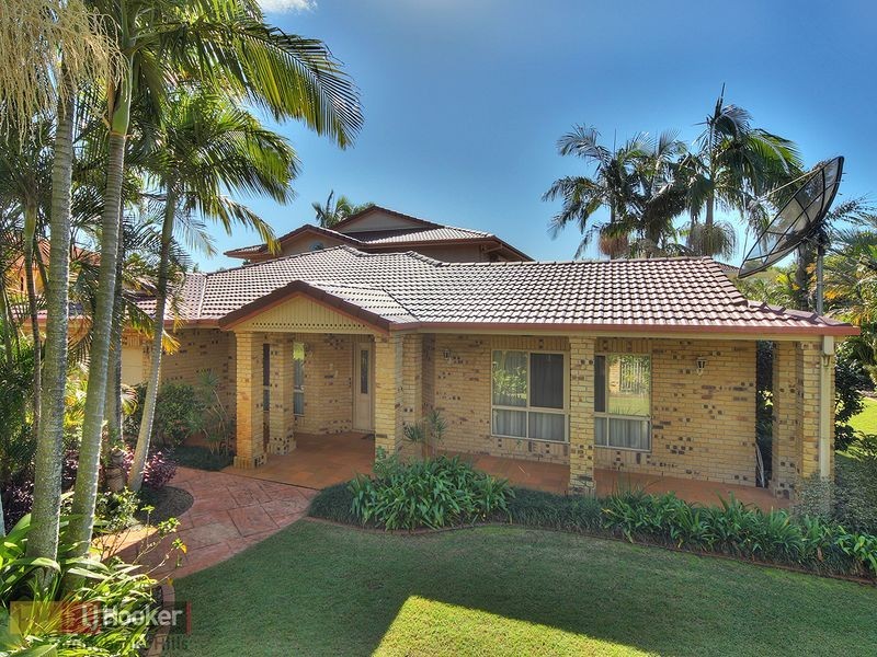 6 Capstan Place, Macgregor QLD 4109