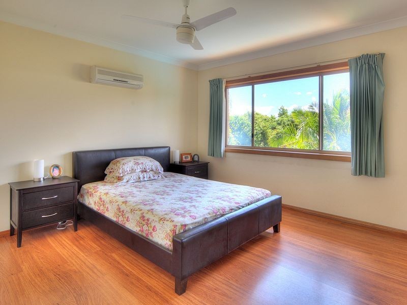 6 Capstan Place, Macgregor QLD 4109