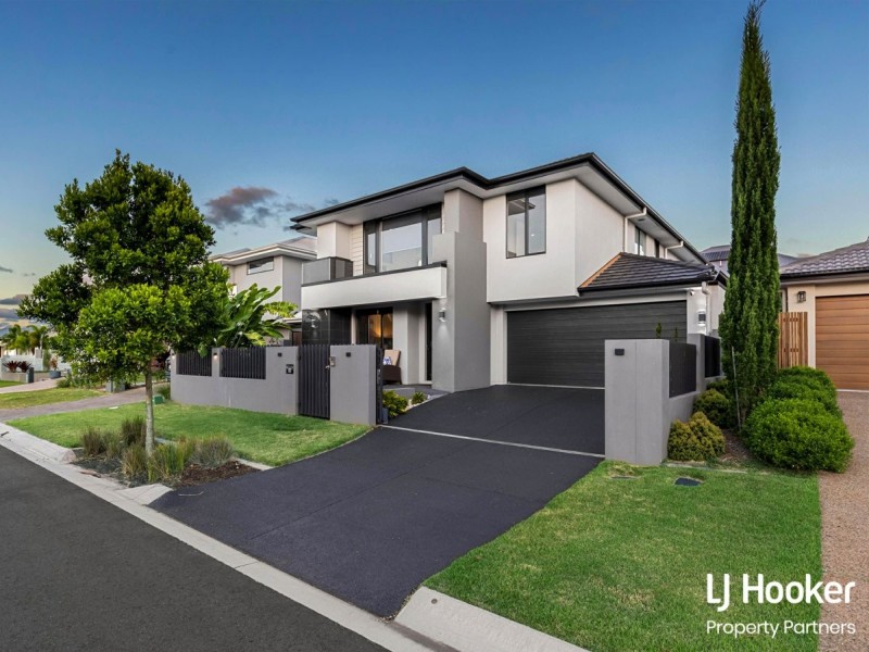 18 Daniel Drive, Rochedale QLD 4123