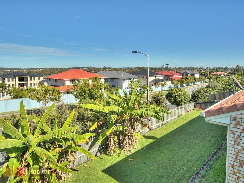 99 Golden Rain Place, Stretton QLD 4116