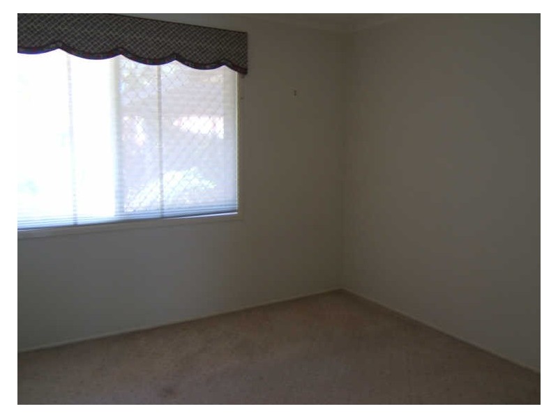 8 Azalea Crescent, Calamvale QLD 4116