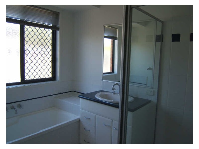 11 Brookfield Court, Parkinson QLD 4115
